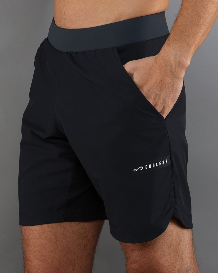 Endless Swift Black Padel Şortu